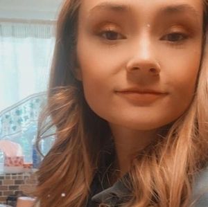 Meet your Posher, Hope